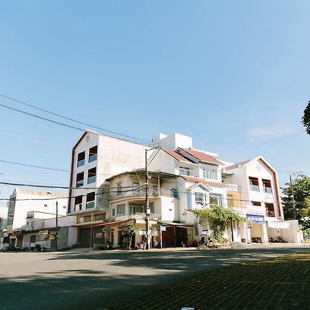 Minh Nhung Hotel Bảo Lộc Exterior foto